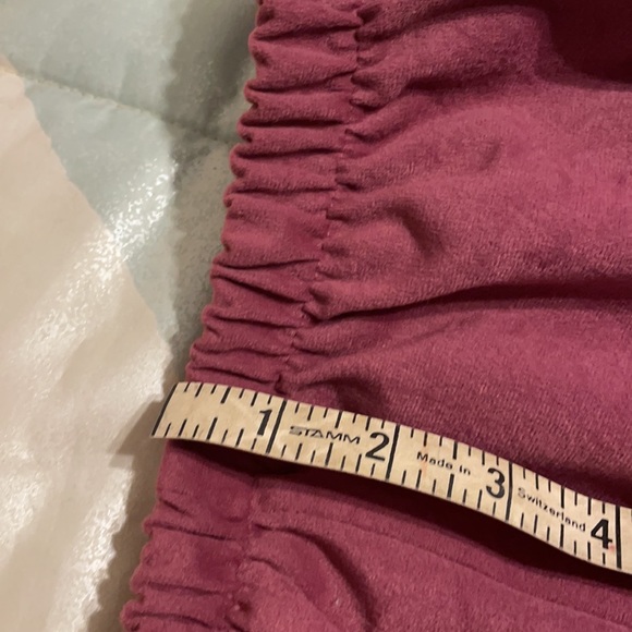 Beautiful suit only wore 2 times like new it’s not red it mauve OBO - Picture 5 of 11